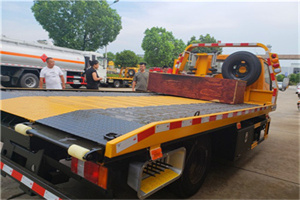 于洪附近拖车电话号码服务