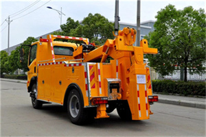 于洪高速路拖车费